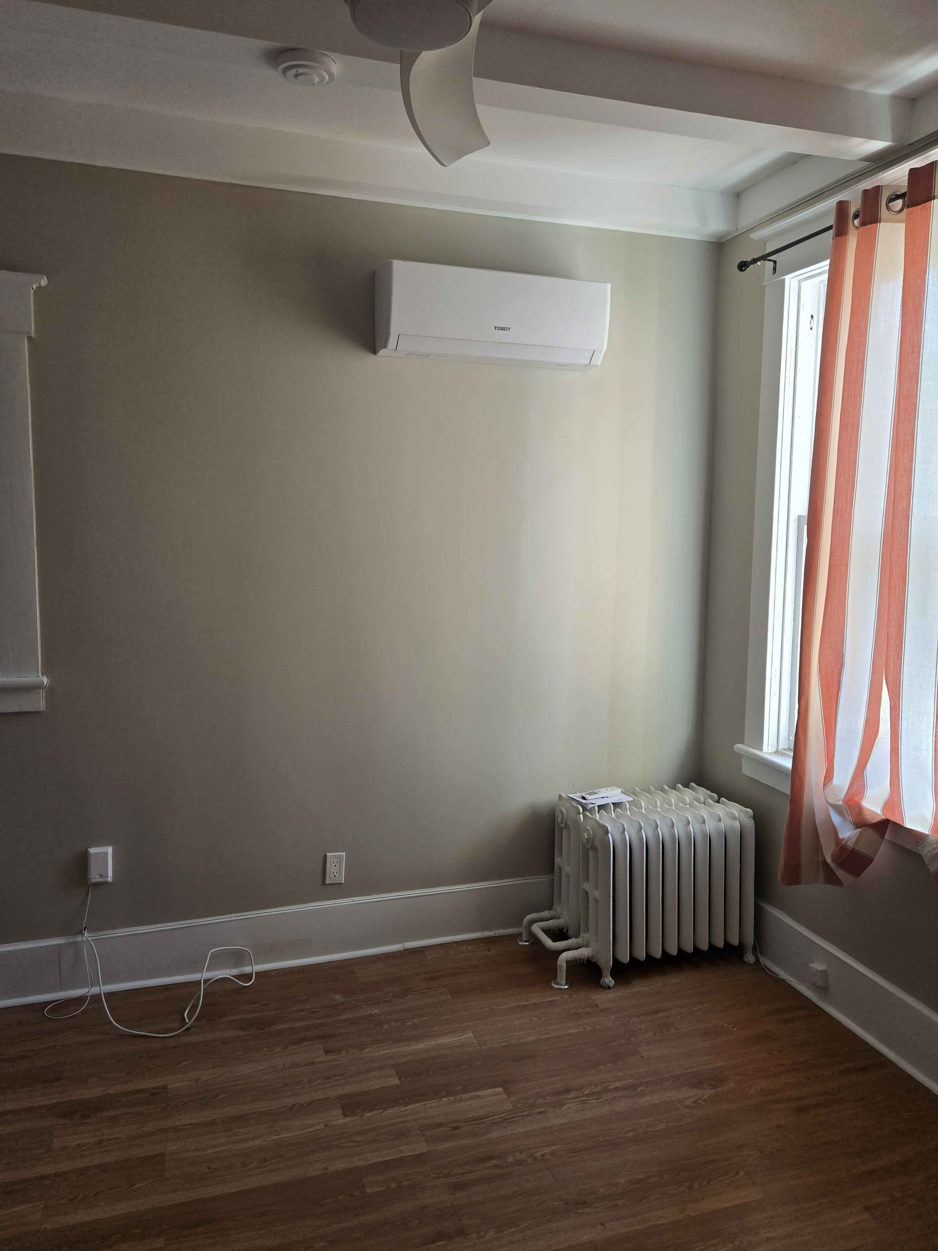 TOSOT minisplit indoor head installed